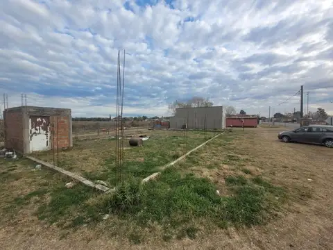 Terreno en Venta 20  mts Fondo