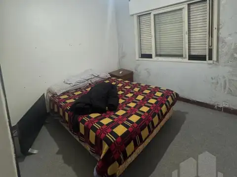 Depto Tipo Casa en Venta 40 años