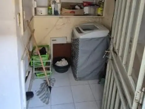 Centeno al 500 (Departamento de pasillo 1 dormitorio C/Patio)