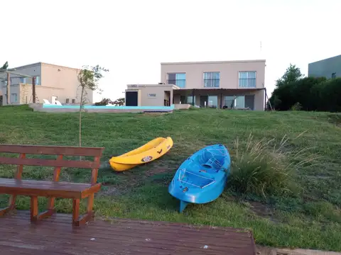 Casa en Alquiler de 3 dormitorios