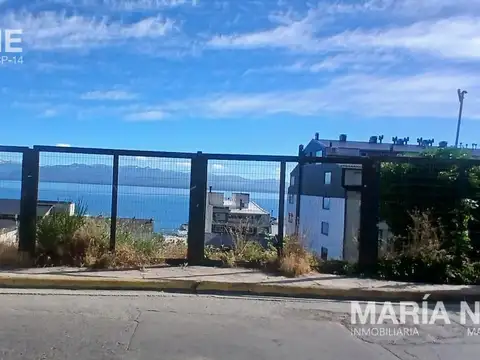   Terrenocon vista para desarrollo con visado aprobado para 24 deptos