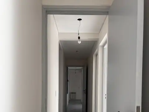 VENTA CASA DE CATEGORÍA EN ALMA GARDENIA - LUJÁN