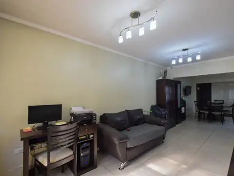 Depto Tipo Casa en Venta de 4 ambientes