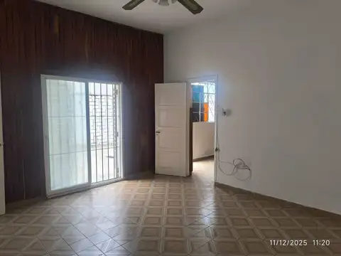 Casa 6 ambientes con 3 baños