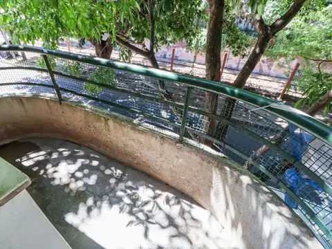 Depto Tipo Casa en Venta 40 años