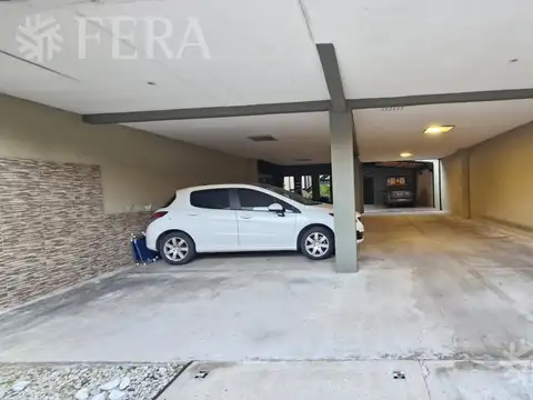 LUIS MARIA CAMPOS al 2300