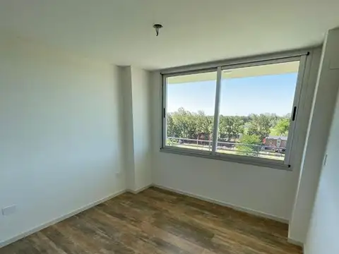 Departamento en Alquiler con 2 cocheras