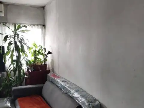 soldado de la frontera 4975 , Piso 12