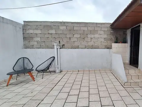 Depto Tipo Casa en Venta de 2 ambientes