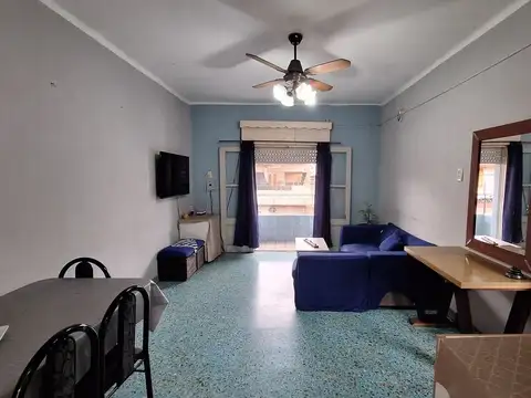 Depto Tipo Casa en Venta 52 años