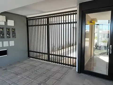 VENTA-DEPTO A ESTRENAR C/PATIO-COCHERA-CHASCOMUS
