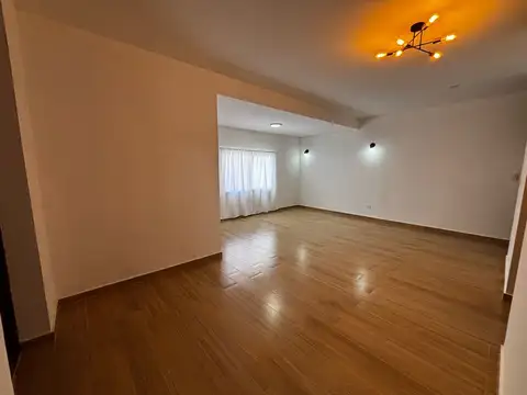 Casa refaccionada en zona centrica en alquiler