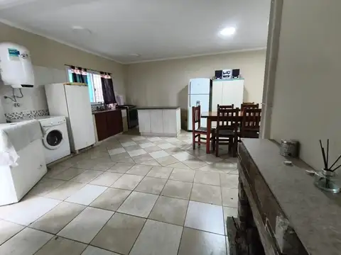 CASA EN VENTA 3DORMITORIOS FUNES / Permuta