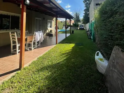 Casa en Venta con 1 cochera