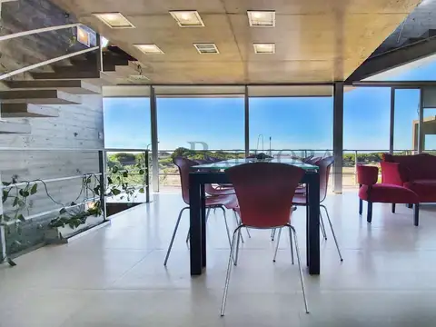 Casa en Alquiler - Zona Penélope / REF: 8828