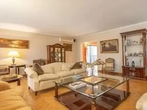 Departamento en Venta con 2 cochera
