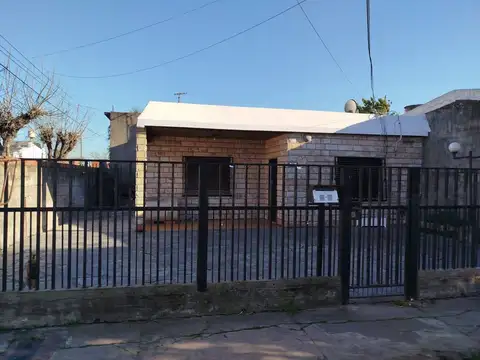 Venta Casa 3 Ambientes en Moron