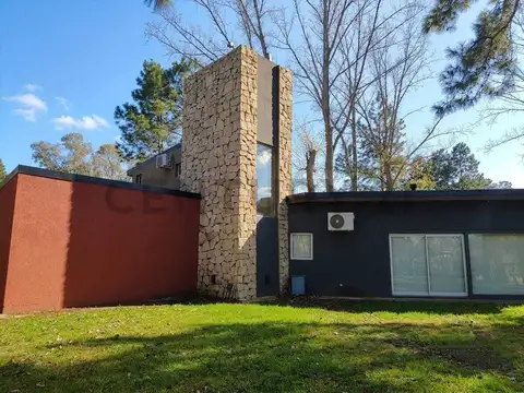 Quinta en Alquiler en Los Pinos, USD 1.100