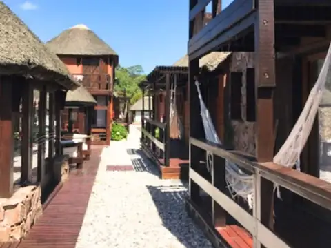 Hotel en Venta en La Pedrera, USD 450.000