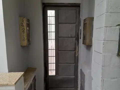 MONOAMBIENTE  INTERNO CON PATIO