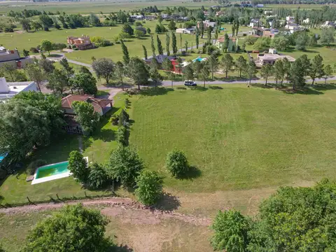  Terreno de 1300 m2 en el Country Golf La Carolina