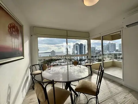 2 Dormitorios en impecable departamento comodo e iluminado.