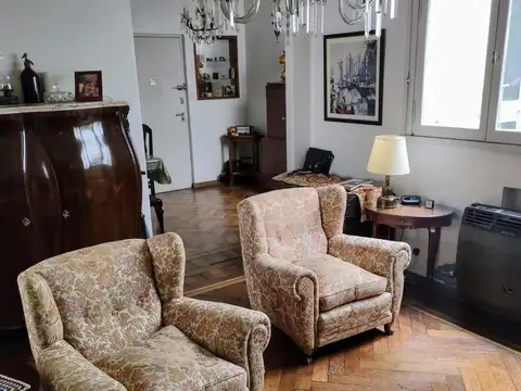 Sarmiento 2600- Once- 3 amb c/dep y patio