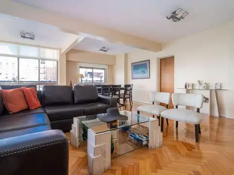 Departamento en Venta con 2 cocheras