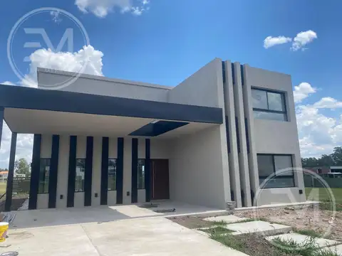 Casa en Venta en Canning Chico, USD 449.000