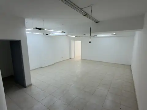 Local en Alquiler 25 años