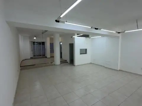 Local en Alquiler en Centro, $ 2.200.000