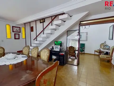 VENTA! EXCELENTE CASA EN SAAVEDRA 6 AMB , 3 DORMIT