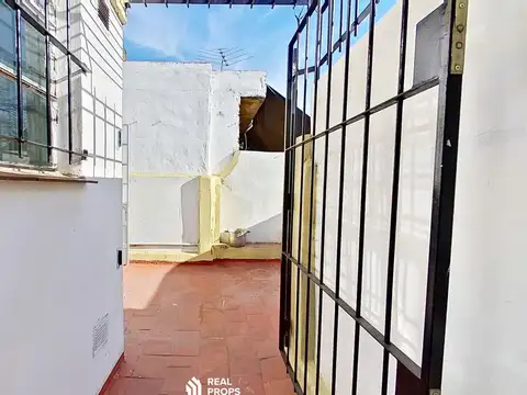 Depto Tipo Casa en Venta 50 años