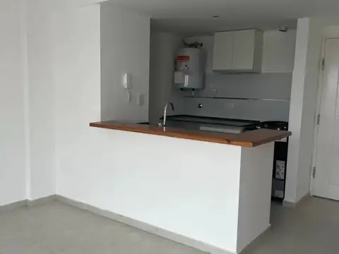 Departamento en Alquiler en Santos Lugares, $ 500.000