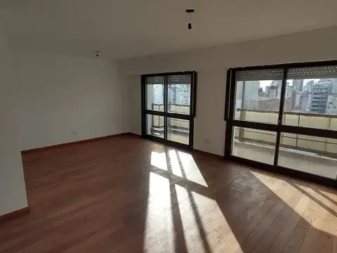 Buenos Aires 1200, Piso 11