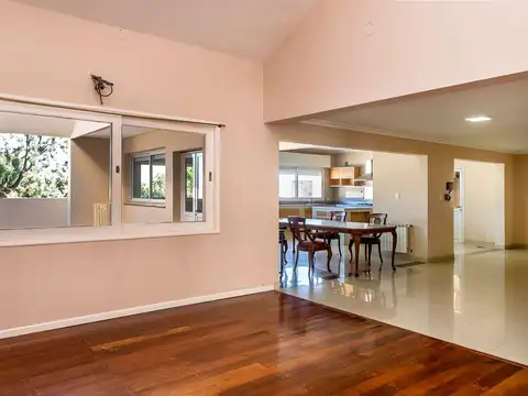 Casa en Alquiler de 5 dormitorios
