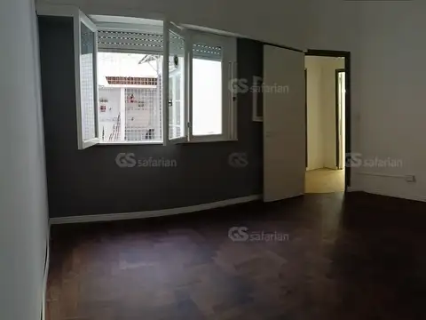 Depto Tipo Casa en Venta 60 años