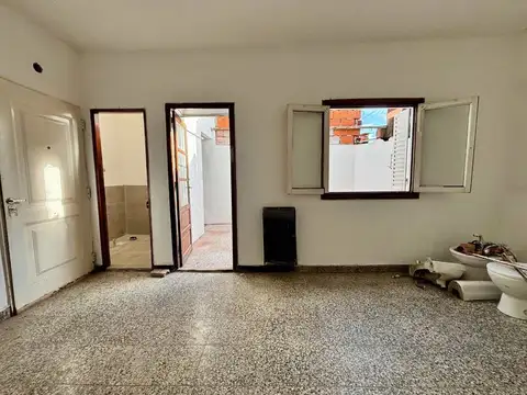 Depto Tipo Casa en Venta de 2 ambientes