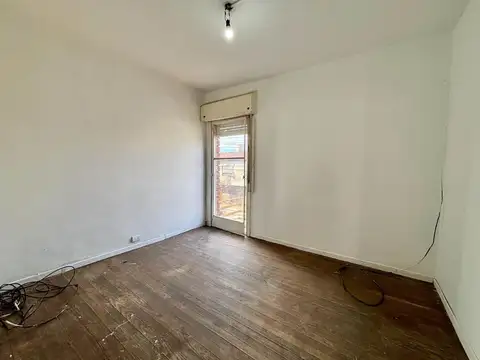 Depto Tipo Casa 2 ambientes con 1 baño