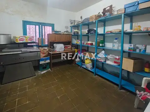 Local en Venta 50 años