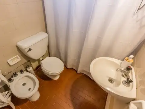 Departamento 4 ambientes con 2 baños