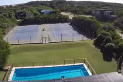 Actividades deportivas futbol, tenis en Quequen Chico en Avenida 565 y 502  en Necochea, Buenos Aires