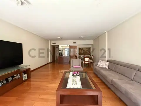 Coronel Diaz 2500, Piso 0