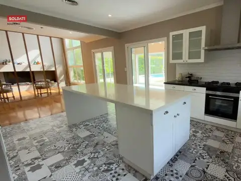 Casa en Venta de 3 dormitorios