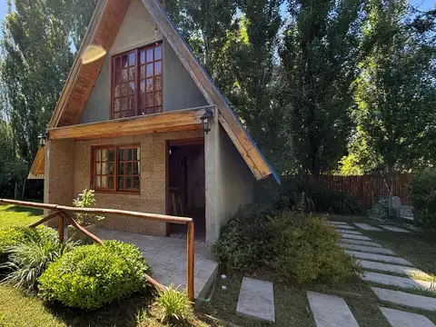¡Encantadora cabaña en un rincón escondido de Salvador María, Lobos!