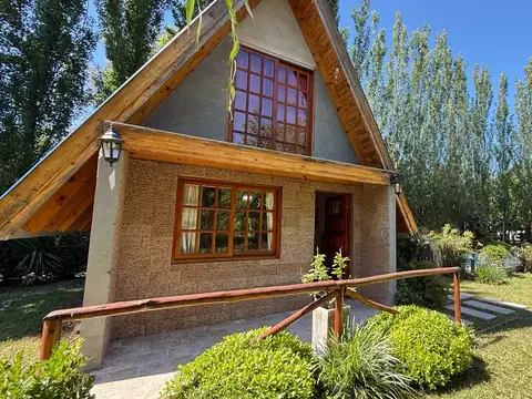 Casa 3 ambientes con 2 baños