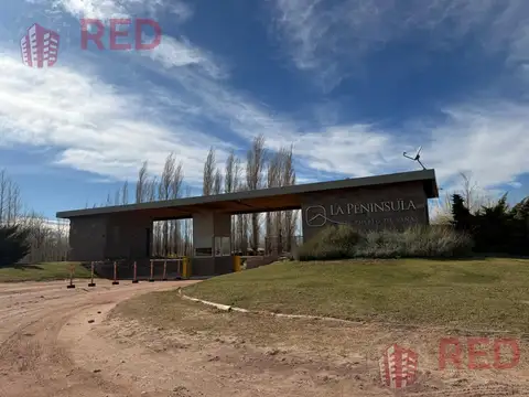 Terreno en Venta en Mari Menuco, $ 13.600.000