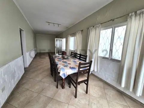 Crisólogo Larralde 2200, Piso 2