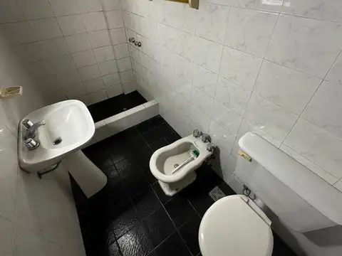 Departamento en Alquiler en Rafael Calzada, $ 550.000