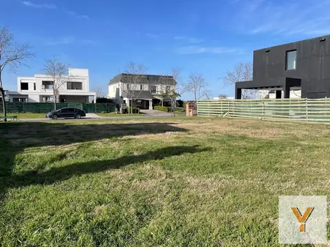 Terreno en Venta en Puertos - Barrio Amarras, USD 165.000